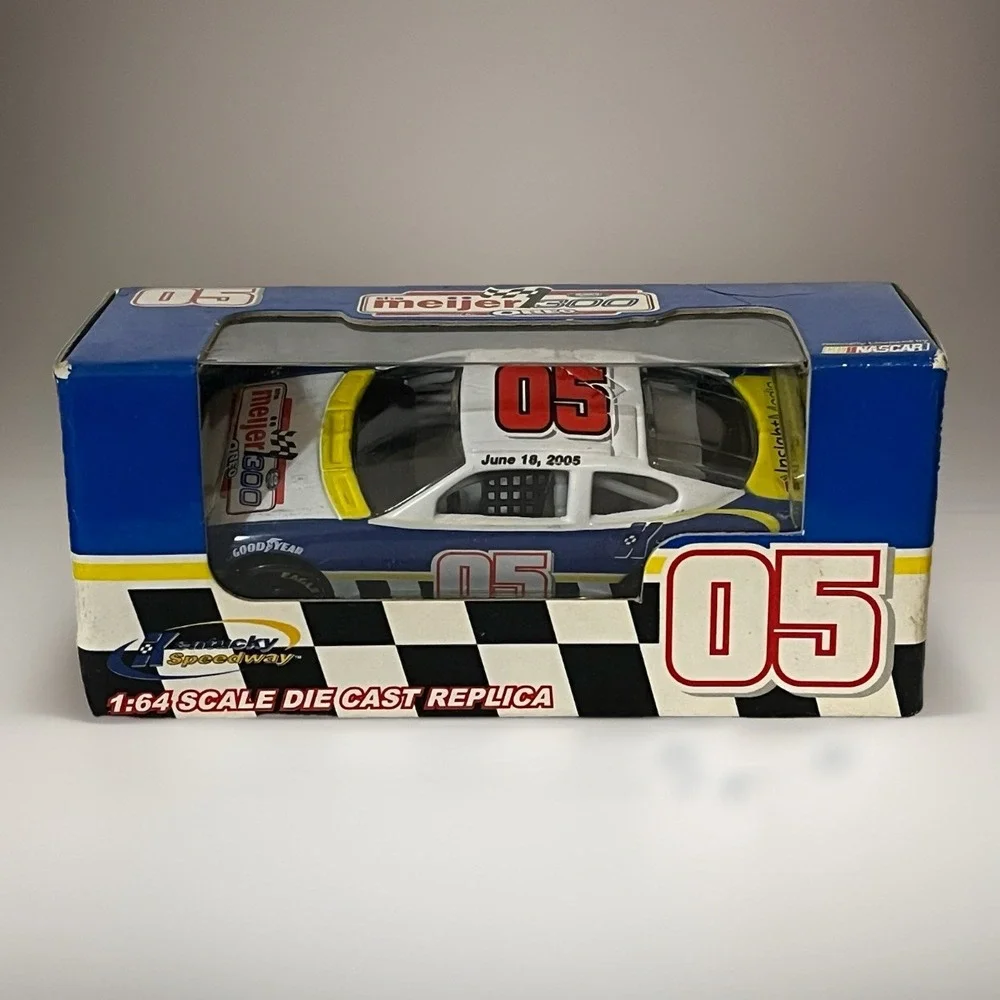 Kentucky Speedway Meijer 300 NASCAR Oreo Die-Cast Car 2005 Sealed in Box